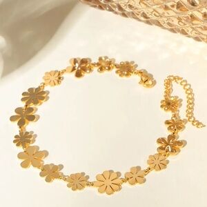 18K Gold-Plated Flower Bracelet